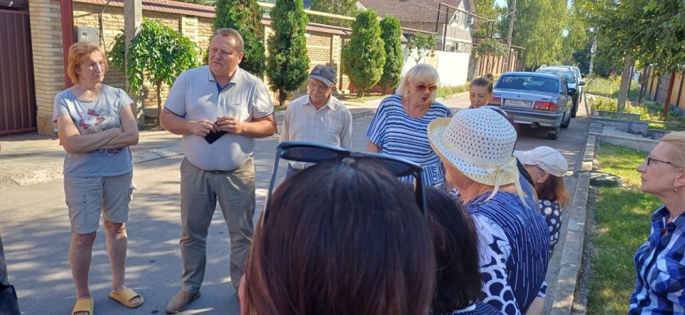 Валентин Левченко: Сегодня провел встречу с жителями улицы Орбита Валентин Левченко: Сегодня провел встречу с жителями улицы Орбита