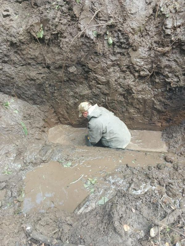 Бригада Ленобласти устранила несколько крупных порывов на магистральном водоводе в Юнокоммунаровске Бригада Ленобласти устранила несколько крупных порывов на магистральном водоводе в Юнокоммунаровске