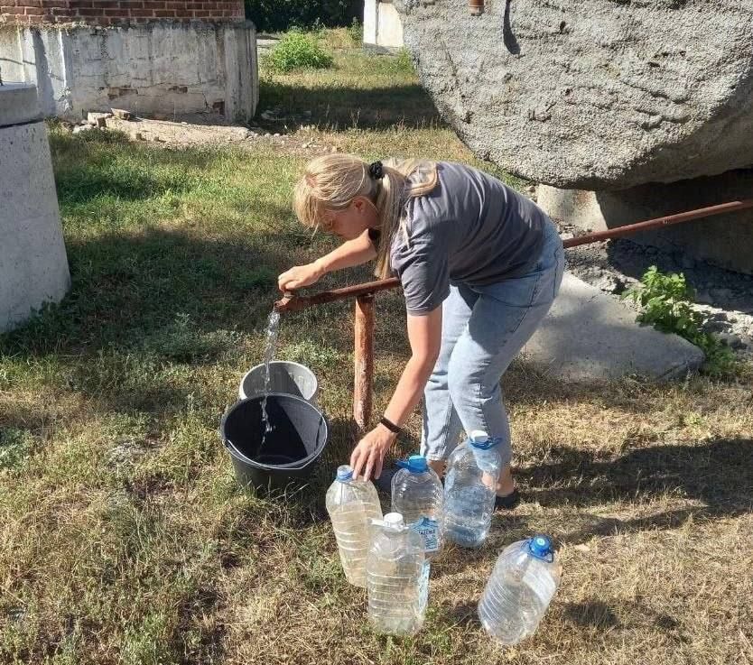 Площадку под третью новую водонапорную башню готовят в Макеевке Площадку под третью новую водонапорную башню готовят в Макеевке