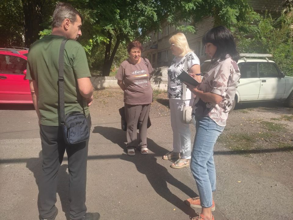 #80регион. По поручению Главы ДНР Дениса Пушилина, 4 сентября, заместитель руководителя Управы Кировского внутригородского района Администрации городского округа Макеевка Донецкой Народной Республики Ирина Воронина провела... #80регион. По поручению Главы ДНР Дениса Пушилина, 4 сентября, заместитель руководителя Управы Кировского внутригородского района Администрации городского округа Макеевка Донецкой Народной Республики Ирина Воронина провела...