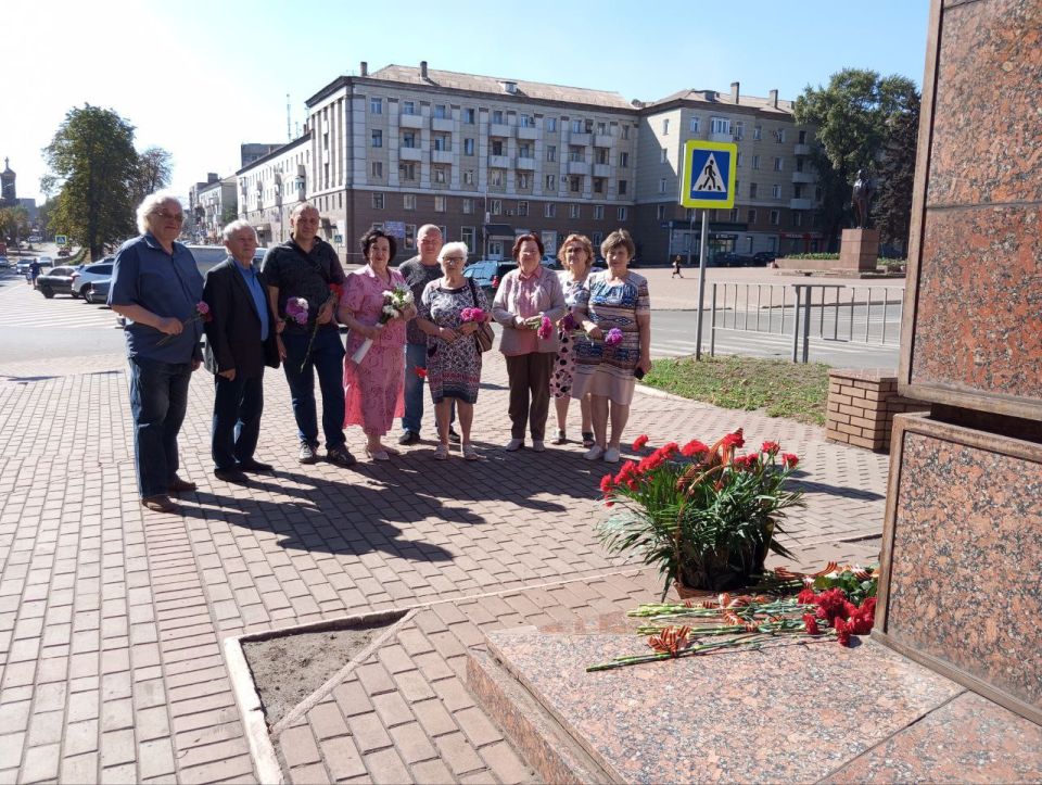 День рождения всегда радостный и желанный праздник, а День рождения родного города – праздник в двойне День рождения всегда радостный и желанный праздник, а День рождения родного города – праздник в двойне
