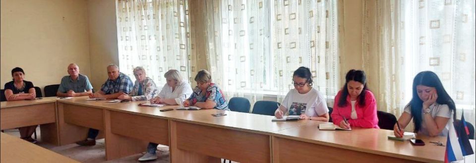 Наталья Бегуненко: В Управе Петровского внутригородского района Администрации городского округа Донецк прошел семинар по антитеррористической безопасности Наталья Бегуненко: В Управе Петровского внутригородского района Администрации городского округа Донецк прошел семинар по антитеррористической безопасности