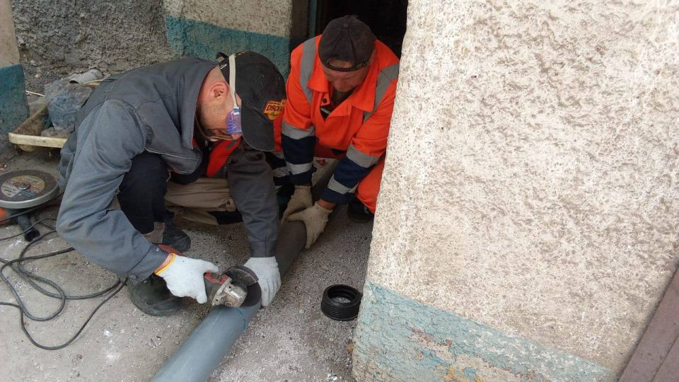 Сегодня, 05.09.2025 года, силами сотрудников жилищно-коммунальных предприятий Пролетарского внутригородского района г. Донецка были выполнены следующие работы: Сегодня, 05.09.2025 года, силами сотрудников жилищно-коммунальных предприятий Пролетарского внутригородского района г. Донецка были выполнены следующие работы: