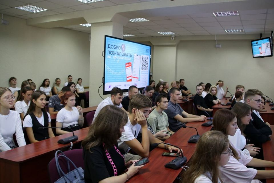 ТВОЙ ХОД, СТУДЕНТ ДОННУЭТ! ТВОЙ ХОД, СТУДЕНТ ДОННУЭТ!