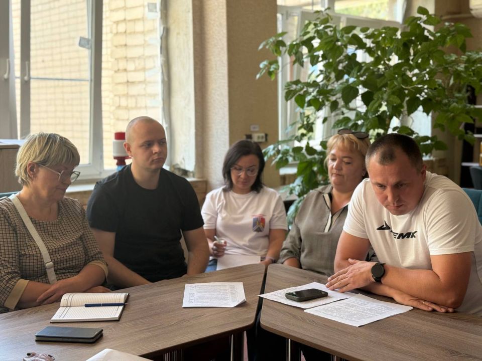 Денис Зубов: В Иловайске состоялось заседание комиссии по делам несовершеннолетних и защите их прав Денис Зубов: В Иловайске состоялось заседание комиссии по делам несовершеннолетних и защите их прав