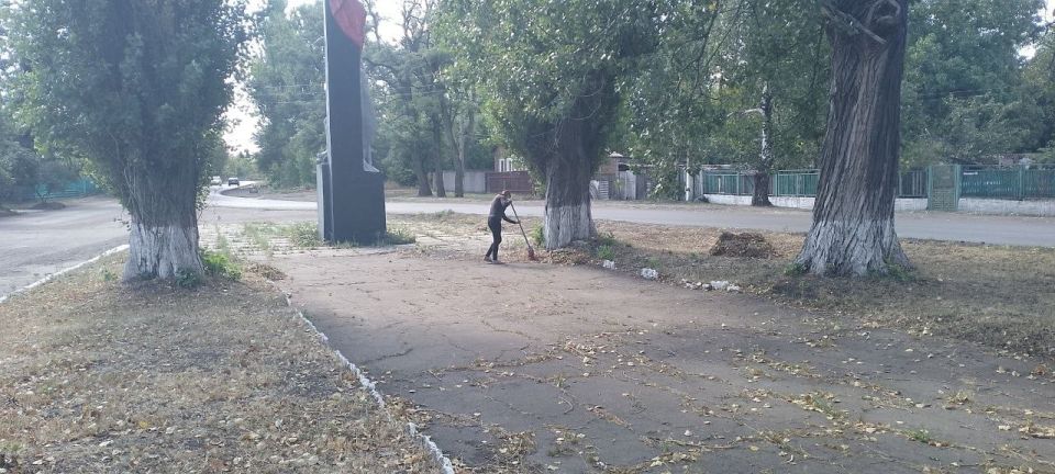 В Калининском районе Горловки реализуется всероссийский партийный проект «Единой России» «Историческая память» В Калининском районе Горловки реализуется всероссийский партийный проект «Единой России» «Историческая память»