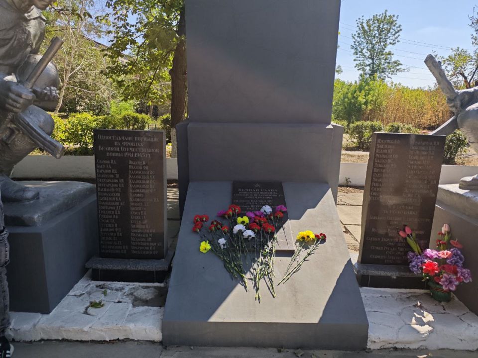 Память жива: День Освобождения Донбасса в Донецке Память жива: День Освобождения Донбасса в Донецке