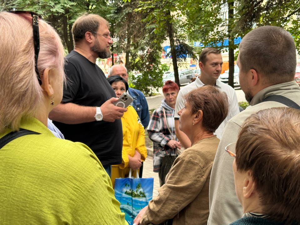 Владимир Ежиков: Держу на контроле вопрос верификации абонентов сотового оператора «Феникс» Владимир Ежиков: Держу на контроле вопрос верификации абонентов сотового оператора «Феникс»