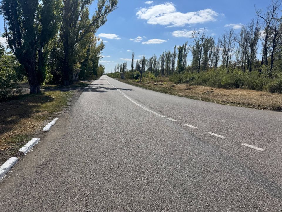 Партийцы ко Дню освобождения Донбасса провели субботник на подъезде к Саур-Могиле Партийцы ко Дню освобождения Донбасса провели субботник на подъезде к Саур-Могиле