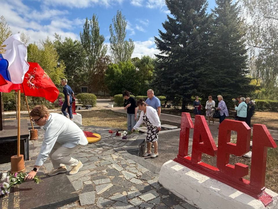 8 сентября - День освобождения Донбасса от немецко - фашистских захватчиков 8 сентября - День освобождения Донбасса от немецко - фашистских захватчиков