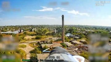 Передвижение ВСУ в Константиновке ДНР блокировано российскими дронами на оптоволокне, БПЛА уже бьют по целям в городе