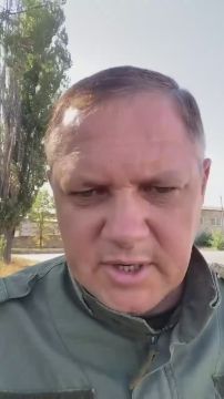 Игорь Гомольский: Товарищ (или господин?) депутат, вы же на эфире не говорили о провокаторах, не уточняли насчет листовок и всего того, о чем сообщаете нам теперь