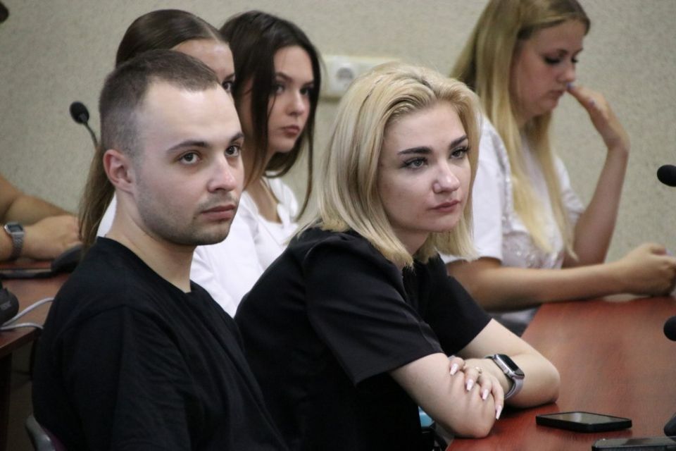 ТВОЙ ХОД, СТУДЕНТ ДОННУЭТ! ТВОЙ ХОД, СТУДЕНТ ДОННУЭТ!