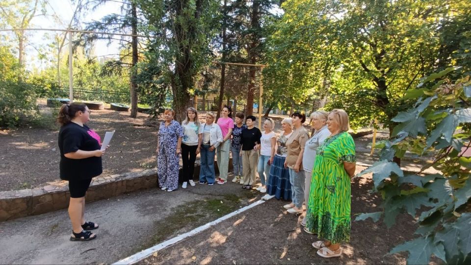 «Единый час гражданственности» в первичных организациях МО ОД «ДР» Центрально-Городского района Горловки «Единый час гражданственности» в первичных организациях МО ОД «ДР» Центрально-Городского района Горловки