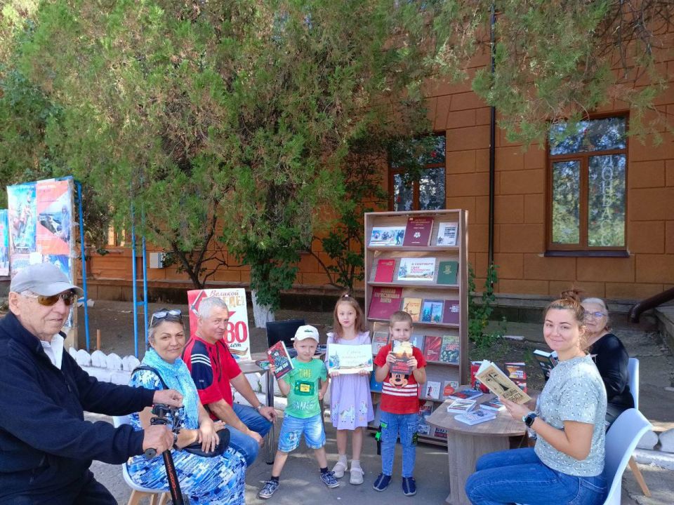 #читающая_республика_2025. Книжная выставка #читающая_республика_2025. Книжная выставка