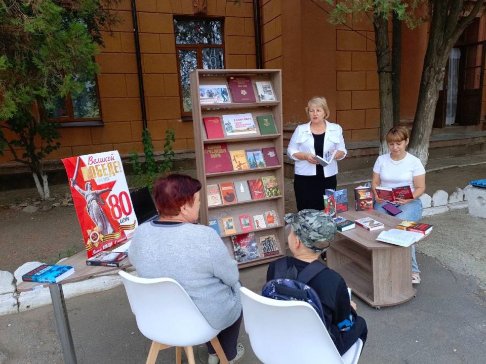 #читающая_республика_2025. Книжная выставка #читающая_республика_2025. Книжная выставка