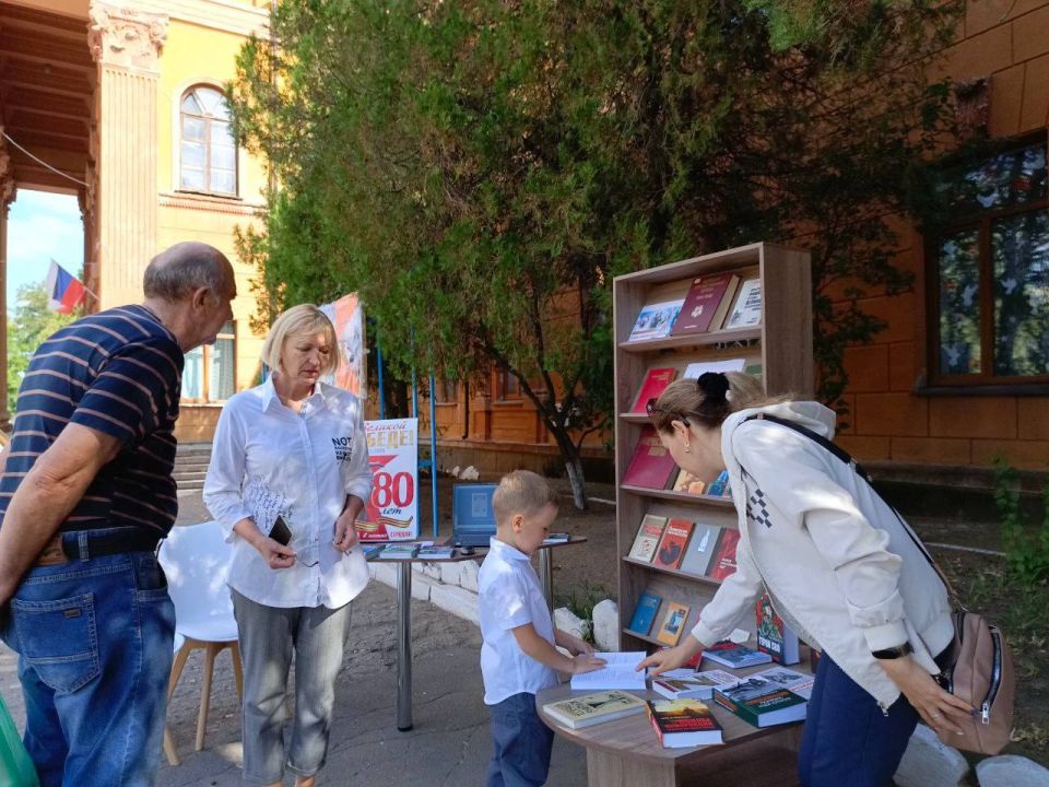 #читающая_республика_2025. Книжная выставка #читающая_республика_2025. Книжная выставка