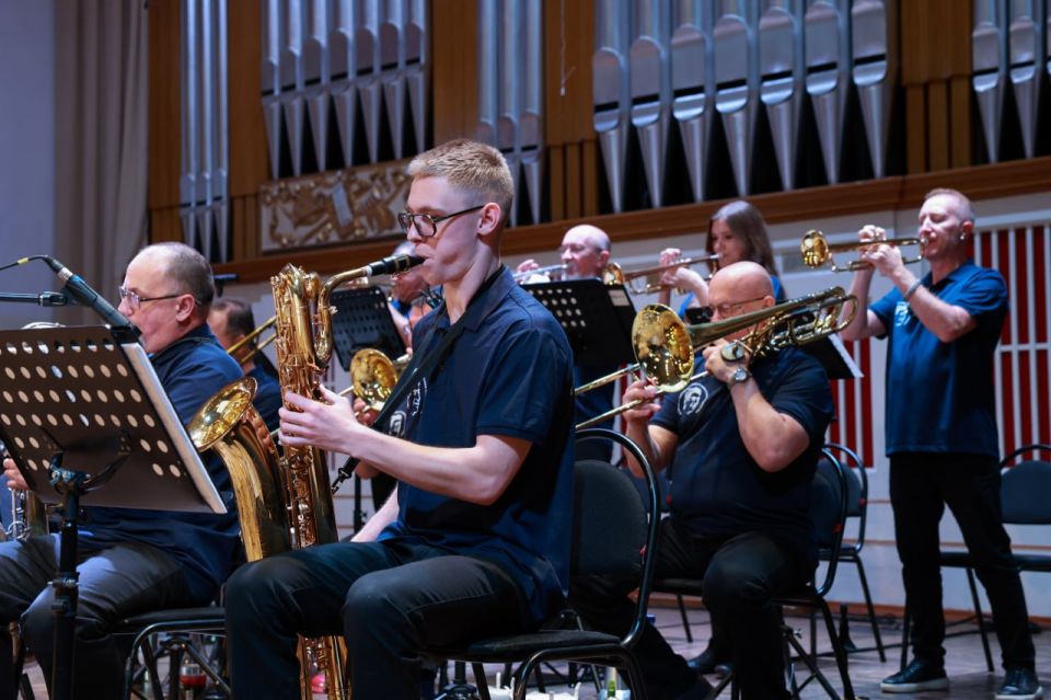      !. 6  2025                   ...