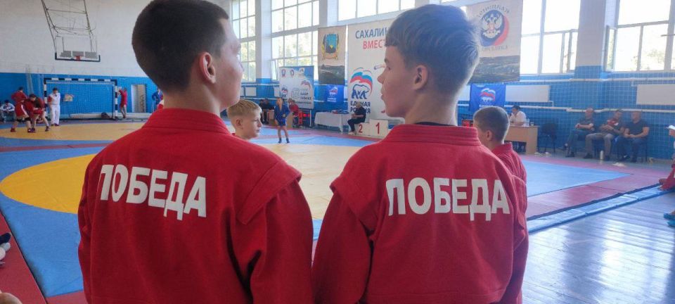 Александр Шатов: В Шахтерске прошло первенство по самбо Александр Шатов: В Шахтерске прошло первенство по самбо