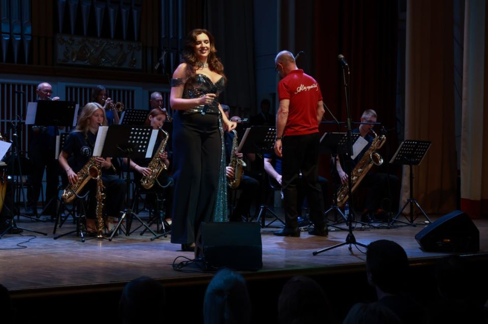      !. 6  2025                   ...