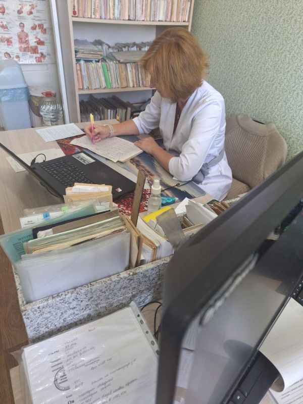 Консультативная бригада в больнице г. Торез Консультативная бригада в больнице г. Торез
