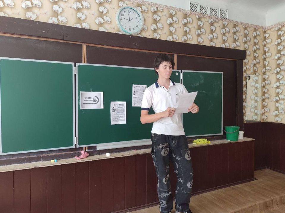 Денис Зубов: Стоп наркотикам!. В ГБОУ «СШ №12 им. Михаила Толстых г.о.Иловайск» для старшеклассников прошла лекция «Скажем наркотикам нет!» Денис Зубов: Стоп наркотикам!. В ГБОУ «СШ №12 им. Михаила Толстых г.о.Иловайск» для старшеклассников прошла лекция «Скажем наркотикам нет!»