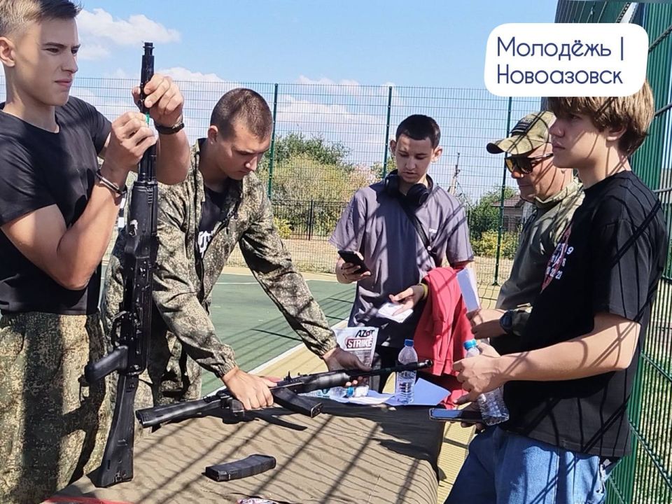 Первое место у Новоазовской команды Юнармии Первое место у Новоазовской команды Юнармии