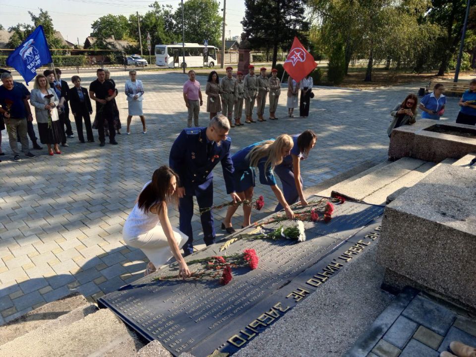 Сегодня, Ясиноватский муниципальный округ с гордостью и уважением отмечает День освобождения Донбасса Сегодня, Ясиноватский муниципальный округ с гордостью и уважением отмечает День освобождения Донбасса