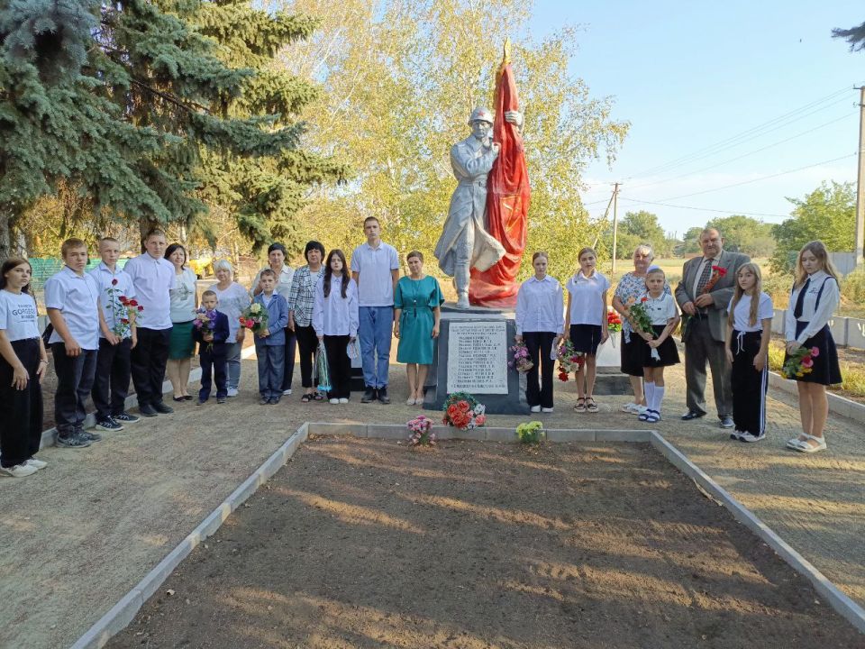 В Старобешевском округе почтили память освободителей Донбасса В Старобешевском округе почтили память освободителей Донбасса