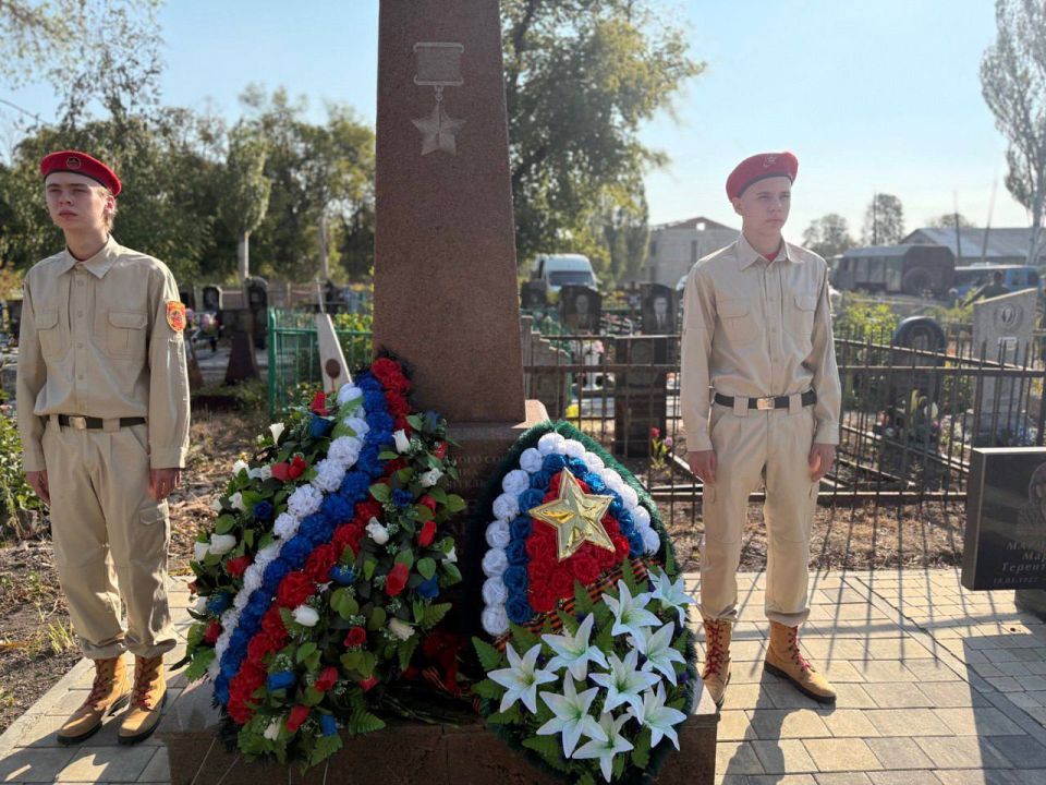 Александр Шатов: В Шахтерске почтили память Героя Советского Союза Александр Шатов: В Шахтерске почтили память Героя Советского Союза