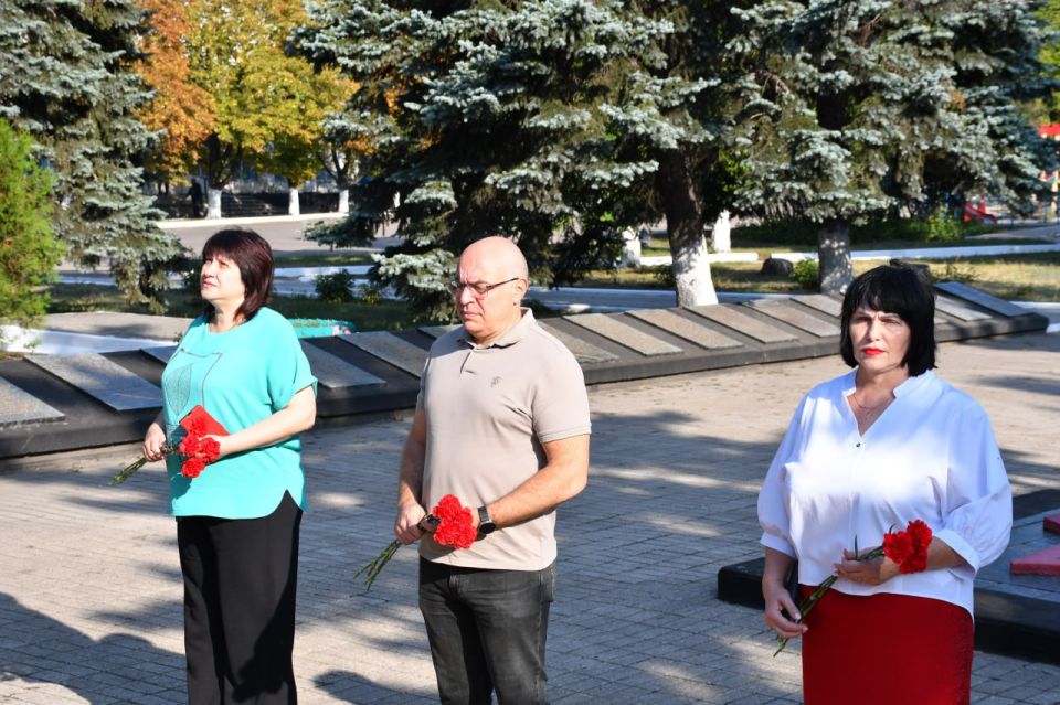 Сергей Желновач: Сегодня отмечается великий праздник - День освобождения Донбасса от немецко-фашистских захватчиков! Сергей Желновач: Сегодня отмечается великий праздник - День освобождения Донбасса от немецко-фашистских захватчиков!