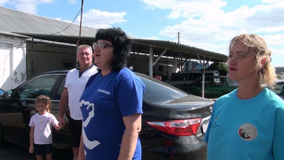 В рамках партийного проекта «Крепкая семья» состоялось очередное детское мероприятие, организованное Мангушским местным отделением партии «Единая Россия» совместно с Советом женщин округа на свежем воздухе, на территории... В рамках партийного проекта «Крепкая семья» состоялось очередное детское мероприятие, организованное Мангушским местным отделением партии «Единая Россия» совместно с Советом женщин округа на свежем воздухе, на территории...