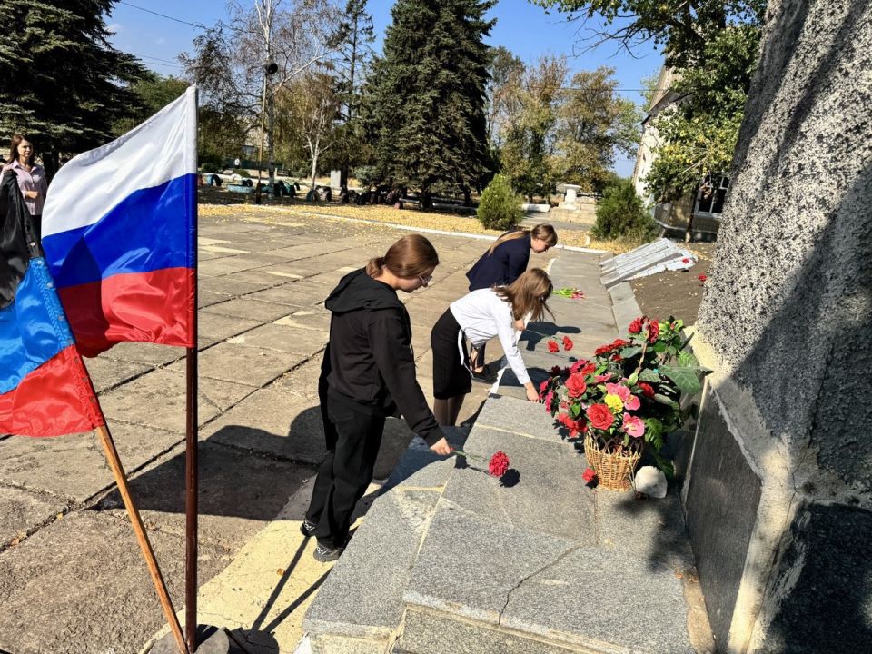 Николай Михайлов: В Старобешевском округе почтили память освободителей Донбасса Николай Михайлов: В Старобешевском округе почтили память освободителей Донбасса