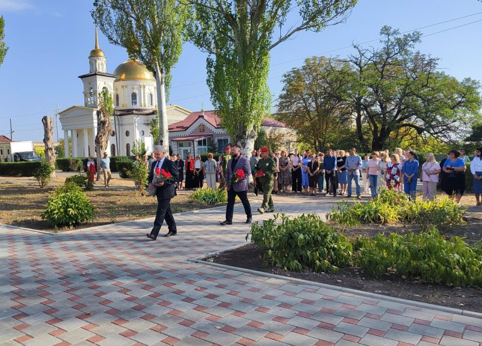 Николай Михайлов: В Старобешевском округе почтили память освободителей Донбасса Николай Михайлов: В Старобешевском округе почтили память освободителей Донбасса