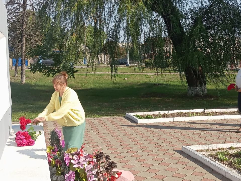 Память о героическом прошлом живет в сердцах наших людей Память о героическом прошлом живет в сердцах наших людей