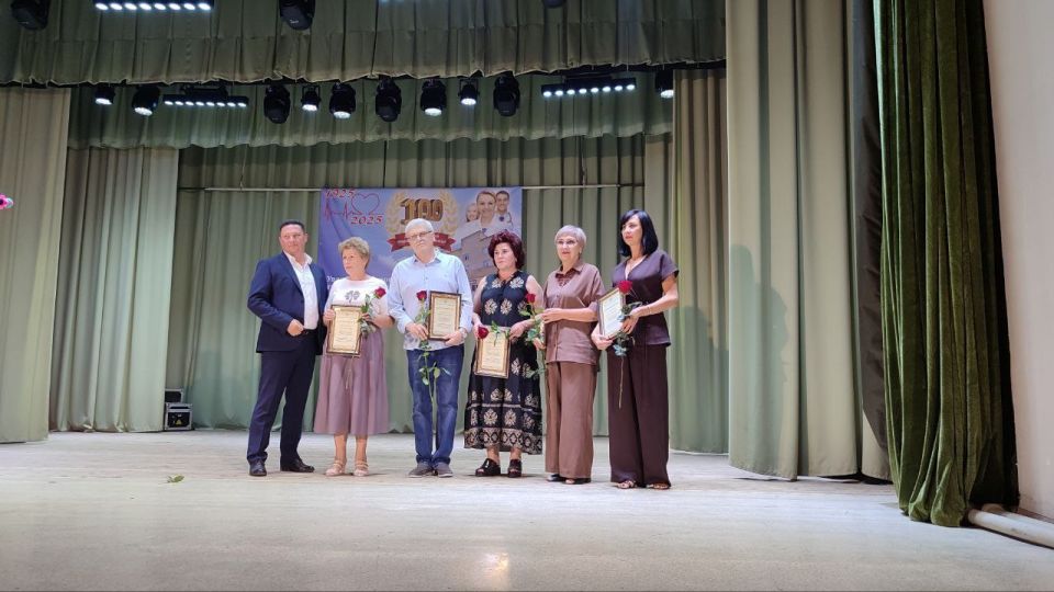 Александр Качанов: 100 лет Докучаевской городской больнице! Александр Качанов: 100 лет Докучаевской городской больнице!