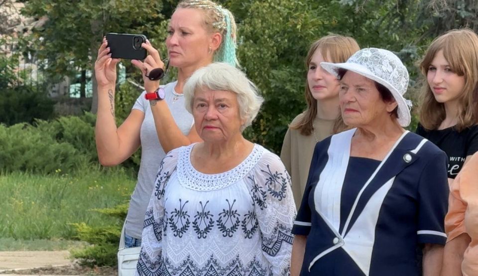 Наталья Великодная: В Курахово почтили погибших воинов минутой молчания Наталья Великодная: В Курахово почтили погибших воинов минутой молчания