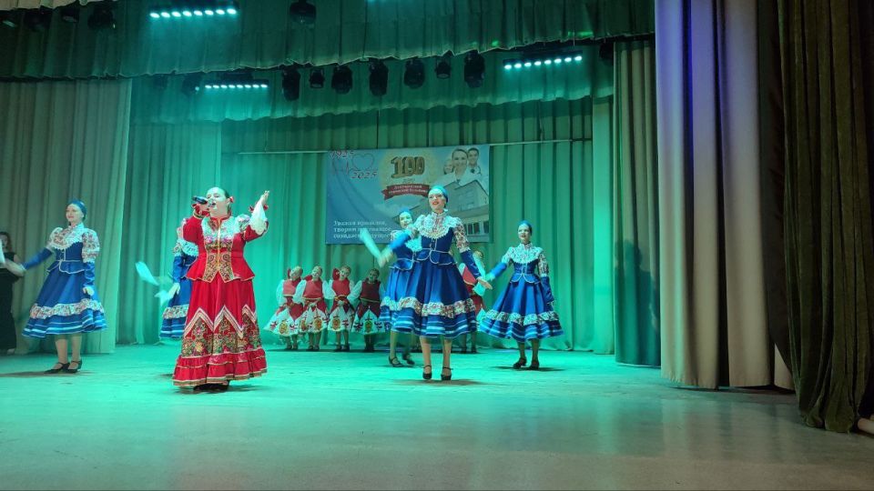 Александр Качанов: 100 лет Докучаевской городской больнице! Александр Качанов: 100 лет Докучаевской городской больнице!