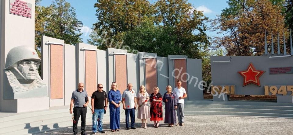 Алексей Кулемзин: День освобождения Донбасса: память, стойкость! Алексей Кулемзин: День освобождения Донбасса: память, стойкость!