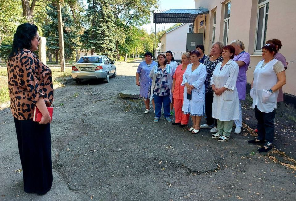 Наталья Бегуненко: По поручению Главы ДНР Дениса Пушилина в Петровском районе продолжаются встречи с населением Наталья Бегуненко: По поручению Главы ДНР Дениса Пушилина в Петровском районе продолжаются встречи с населением