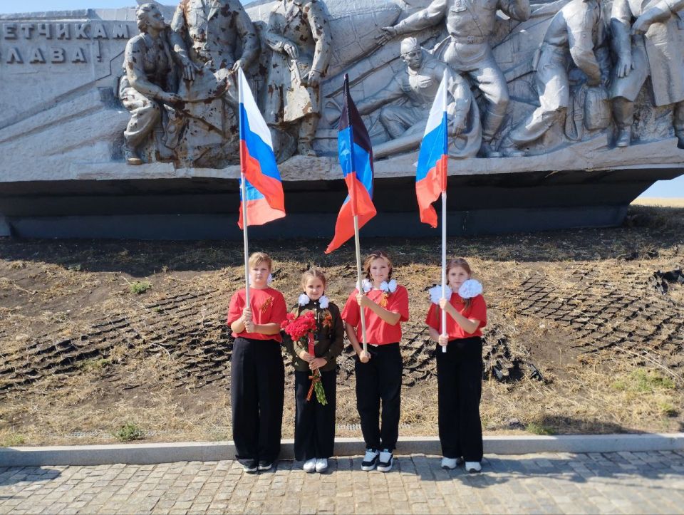 Сергей Желновач: Саур-Могила – это не просто мемориал, это символ героизма и стойкости народов Донбасса Сергей Желновач: Саур-Могила – это не просто мемориал, это символ героизма и стойкости народов Донбасса