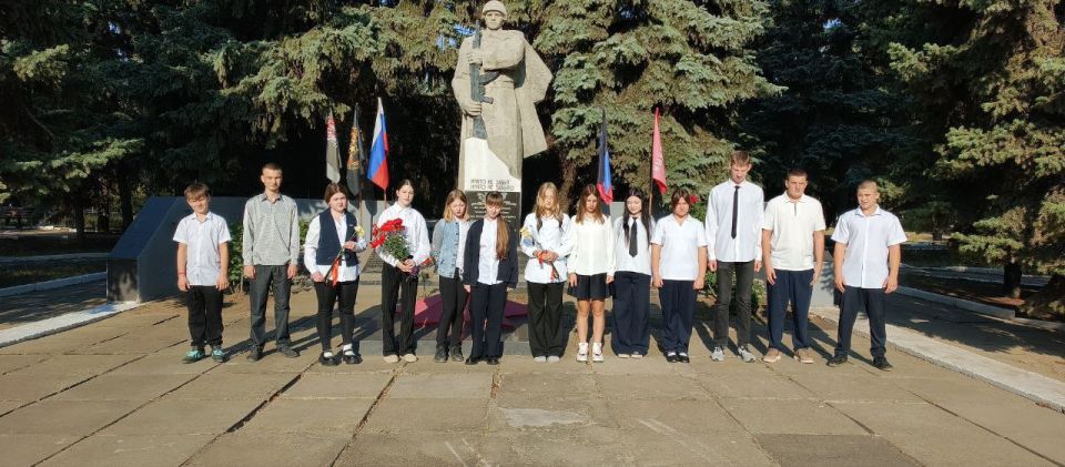 8 сентября — самая светлая Дата и великий Праздник, которые навечно вошли в историю Донбасса и величайшую историю нашей Родины! 82 года назад, в 1943 г., Советские войска с Победой вошли в город Сталино, современный Донецк... 8 сентября — самая светлая Дата и великий Праздник, которые навечно вошли в историю Донбасса и величайшую историю нашей Родины! 82 года назад, в 1943 г., Советские войска с Победой вошли в город Сталино, современный Донецк...