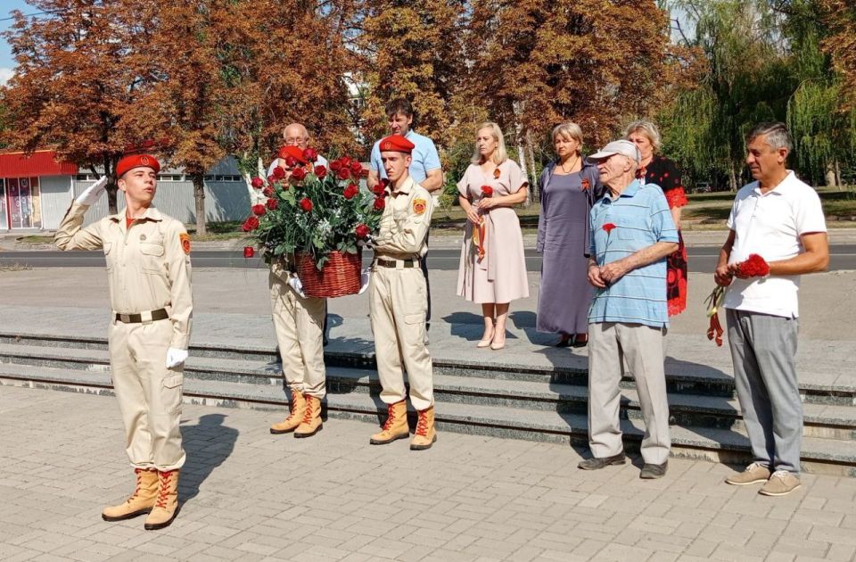 Наталья Бегуненко: Сегодня, 8 сентября, во «Дворце культуры им. Г. И. Петровского» состоялся концерт «Этот день нам не забыть никогда!», приуроченный ко Дню освобождения Донбасса Наталья Бегуненко: Сегодня, 8 сентября, во «Дворце культуры им. Г. И. Петровского» состоялся концерт «Этот день нам не забыть никогда!», приуроченный ко Дню освобождения Донбасса