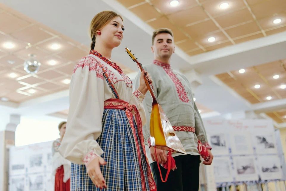Открываем новые горизонты. Молодежь ДНР приняла участие в крупнейшем молодежном образовательном форуме Северо-Западного федерального округа «Ладога»! В рамках программы они: Открываем новые горизонты. Молодежь ДНР приняла участие в крупнейшем молодежном образовательном форуме Северо-Западного федерального округа «Ладога»! В рамках программы они: