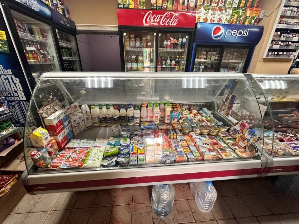 В Пролетарском внутригородском районе города Донецка прошел плановый рейд Народного контроля по соблюдению правил торговли и санитарных норм В Пролетарском внутригородском районе города Донецка прошел плановый рейд Народного контроля по соблюдению правил торговли и санитарных норм