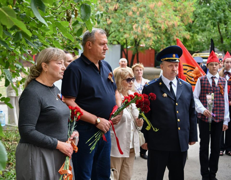 Героям – вечная память: в Донецке открыли мемориальную доску Ивану Ивановичу Кулаге Героям – вечная память: в Донецке открыли мемориальную доску Ивану Ивановичу Кулаге