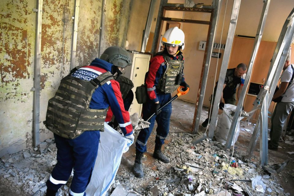 Донецк вновь оказался под ударом вражеских беспилотных летательных аппаратов Донецк вновь оказался под ударом вражеских беспилотных летательных аппаратов