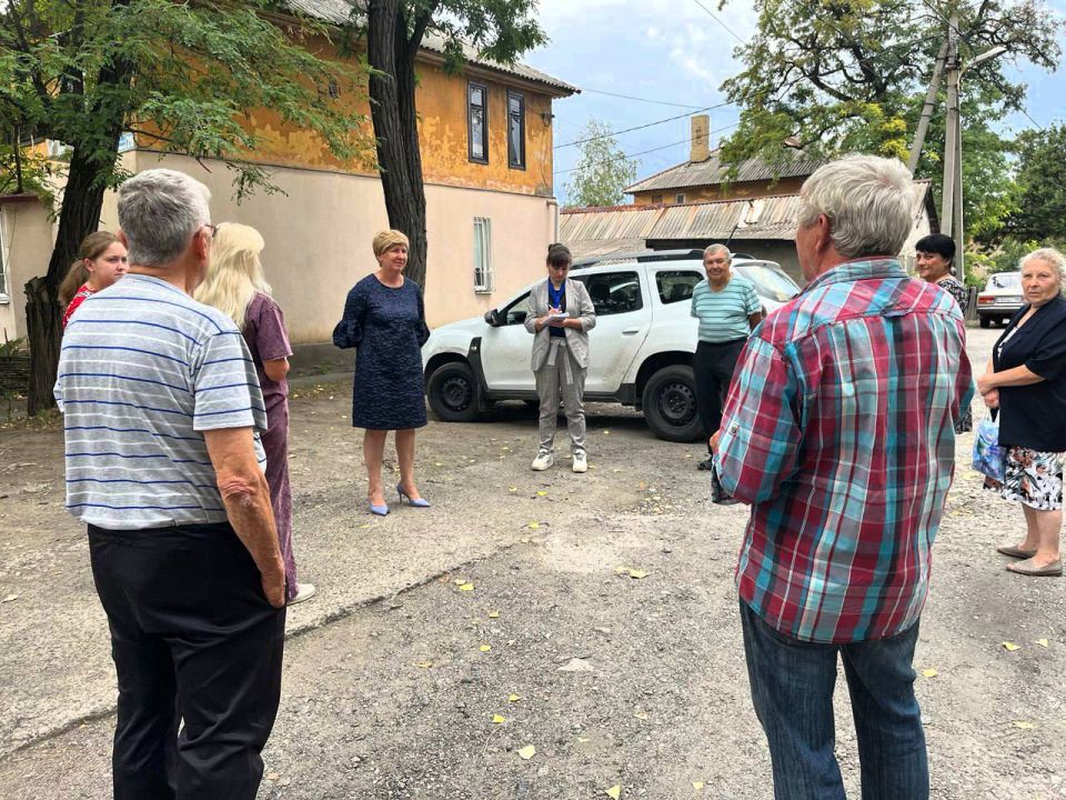 Елена Рязанцева: Пролетарский район: проблемы решаем вместе! Елена Рязанцева: Пролетарский район: проблемы решаем вместе!