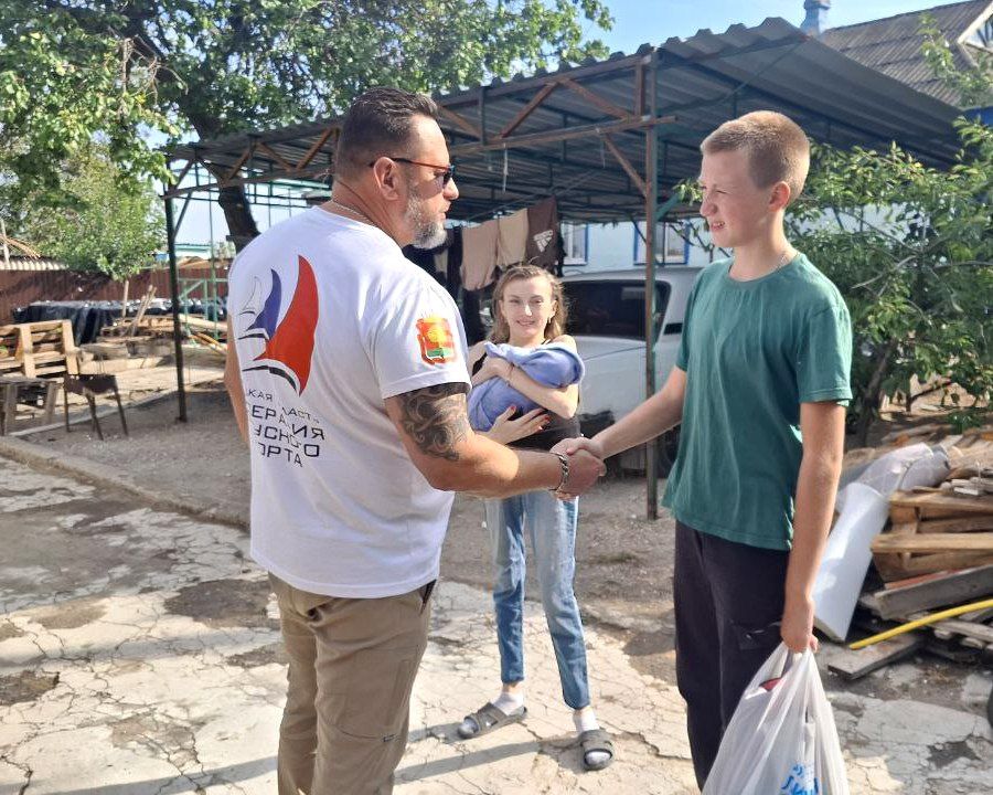Шеф-регион Липецкая область передал школьные принадлежности детям Володарского муниципального округа, которые находятся под опекой Шеф-регион Липецкая область передал школьные принадлежности детям Володарского муниципального округа, которые находятся под опекой