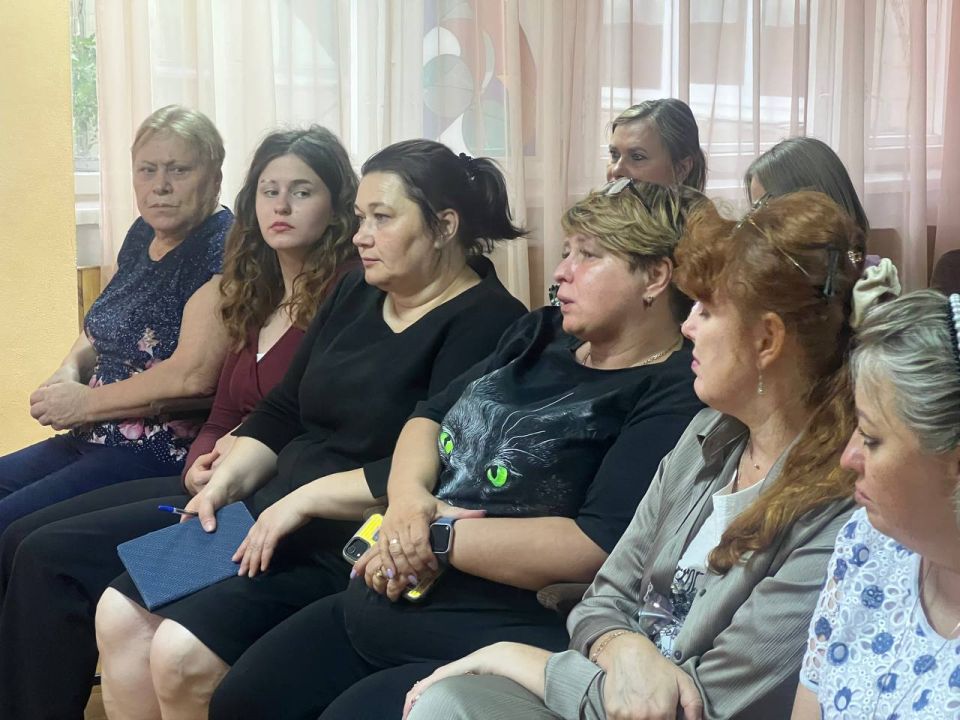 По поручению Главы ДНР Дениса Пушилина в Ворошиловском внутригордском районе продолжаются встречи с населением По поручению Главы ДНР Дениса Пушилина в Ворошиловском внутригордском районе продолжаются встречи с населением